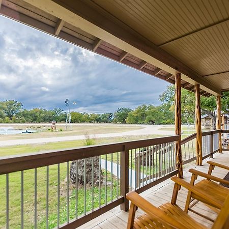 Vineyard Trail Cottages- Adults Only Fredericksburg Værelse billede