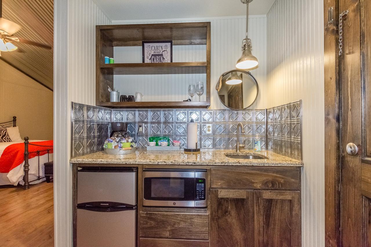 Vineyard Trail Cottages- Adults Only Fredericksburg Værelse billede