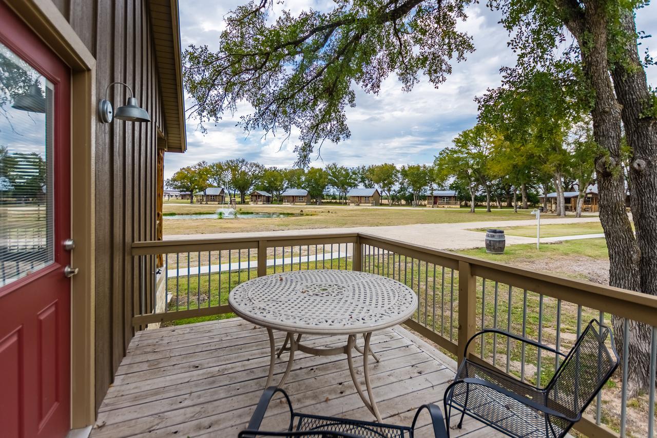 Vineyard Trail Cottages- Adults Only Fredericksburg Værelse billede