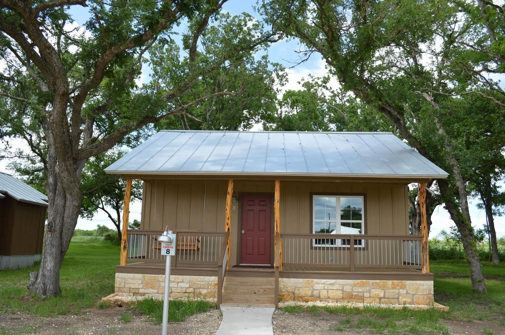 Vineyard Trail Cottages- Adults Only Fredericksburg Eksteriør billede